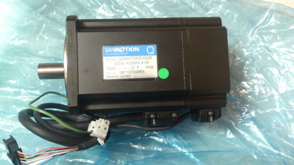 90K63-711403 AC SERVO MOTOR YAMAHA YG200 XSR_(d)500W