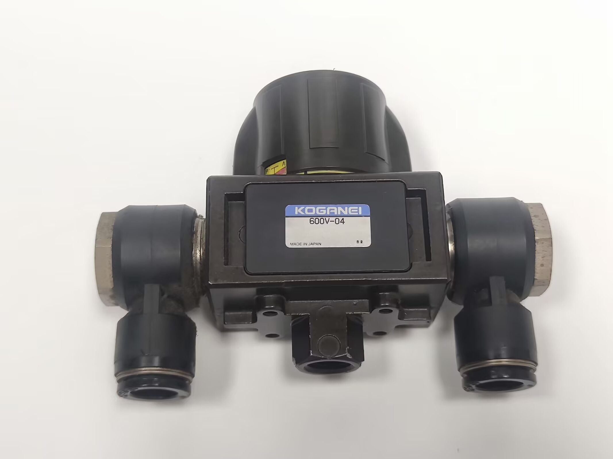 KH1-M8501-00 EXHAUST VALVE ≺_P 600V-4